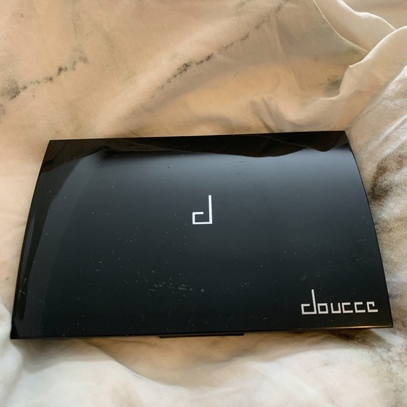 Doucee Freematic Eyeshadow Pro Palette *HOST PICK* - Picture 3 of 4